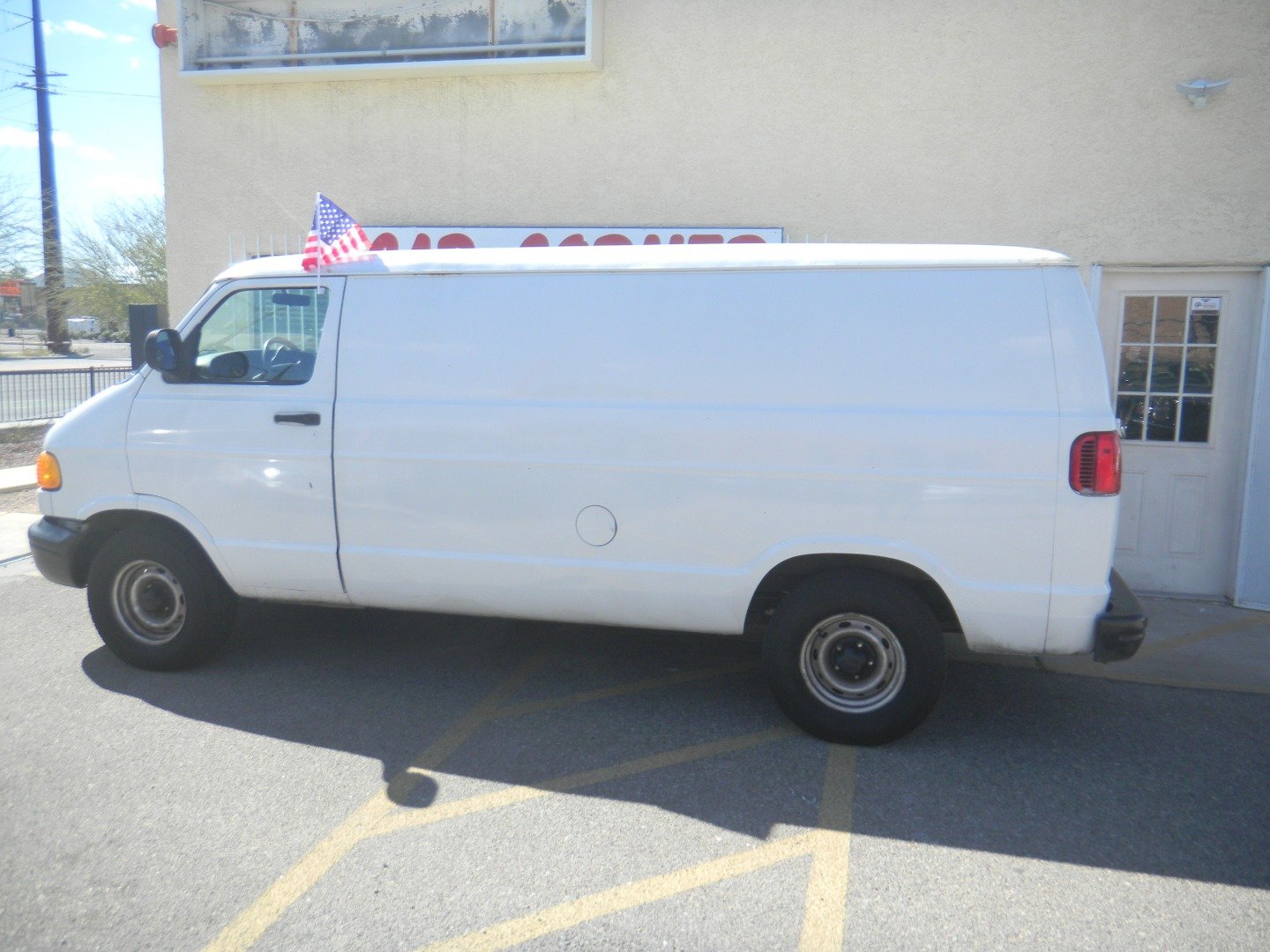 Used 2000 Dodge B1500 RWD image 23