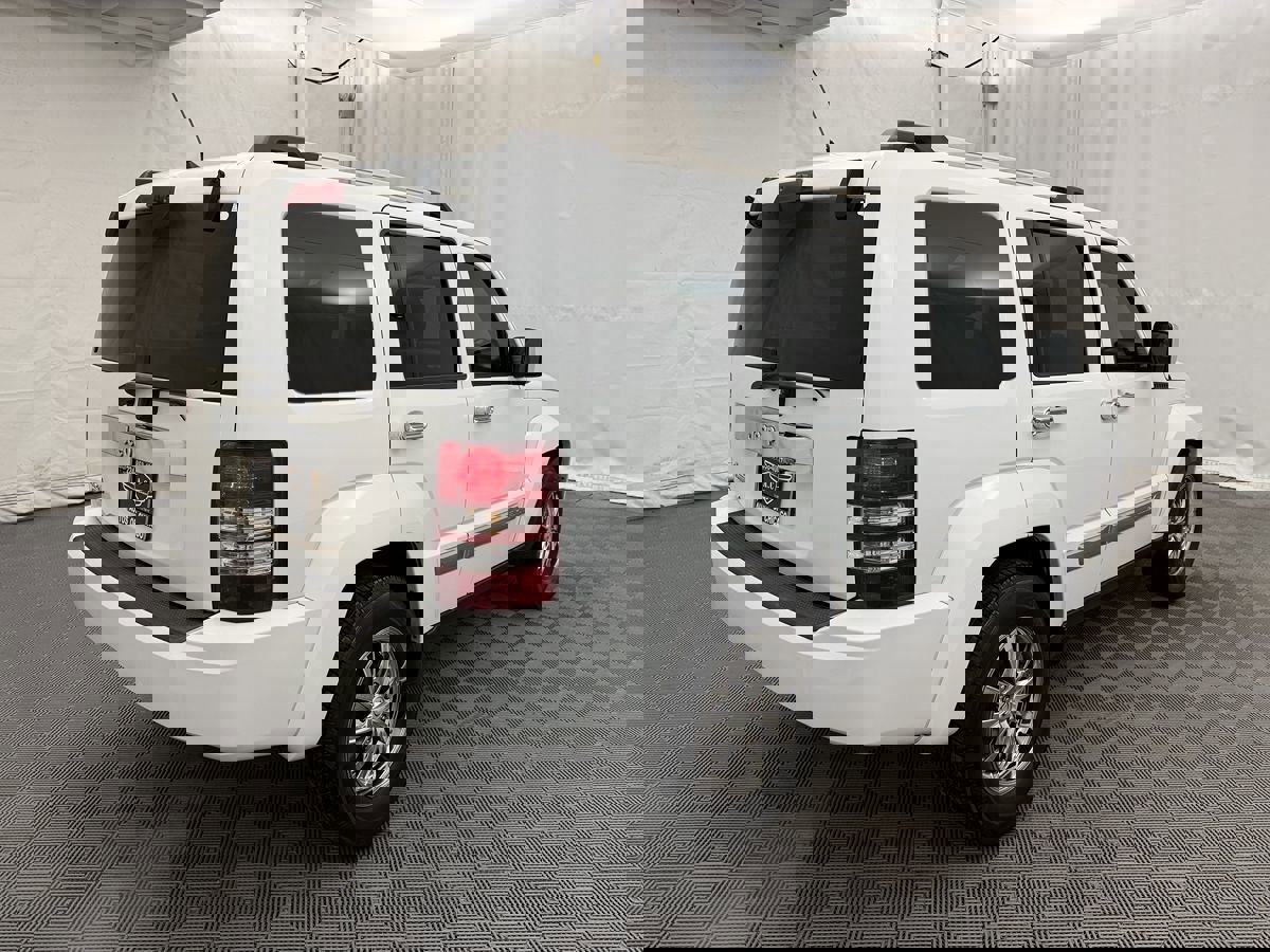 Used 2012 Jeep Liberty Limited w/ Comfort/Convenience Group image 5