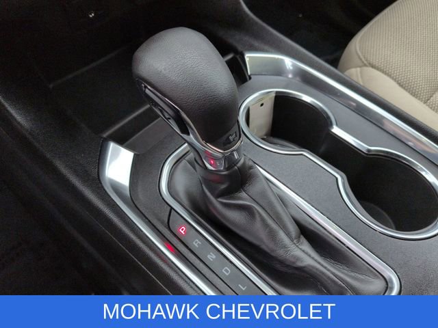 Used 2024 Chevrolet Traverse LS w/ Safety Package AWD/4WD image 17