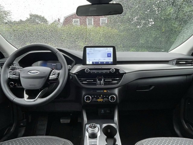 Used 2023 Ford Escape Active image 2