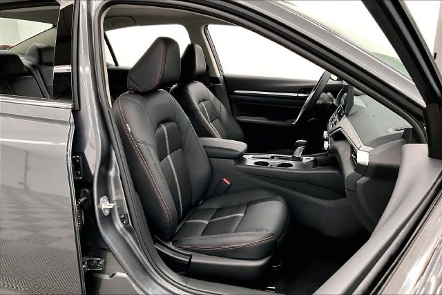 New 2026 Nissan Altima 2.5 SR FWD image 38
