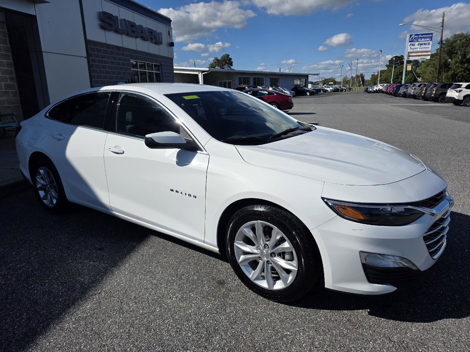 Used 2024 Chevrolet Malibu LT image 3