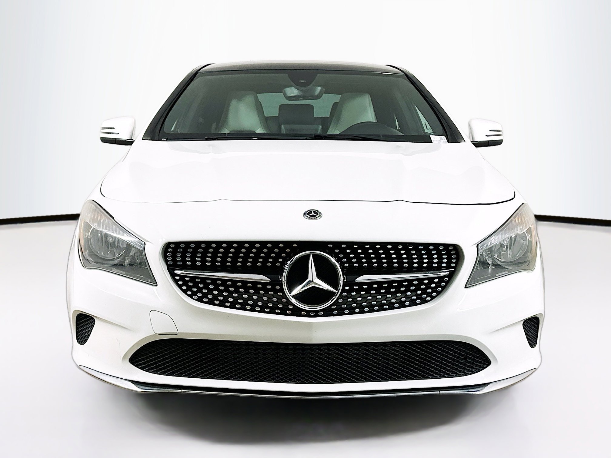 Used 2018 Mercedes-Benz CLA 250 image 2