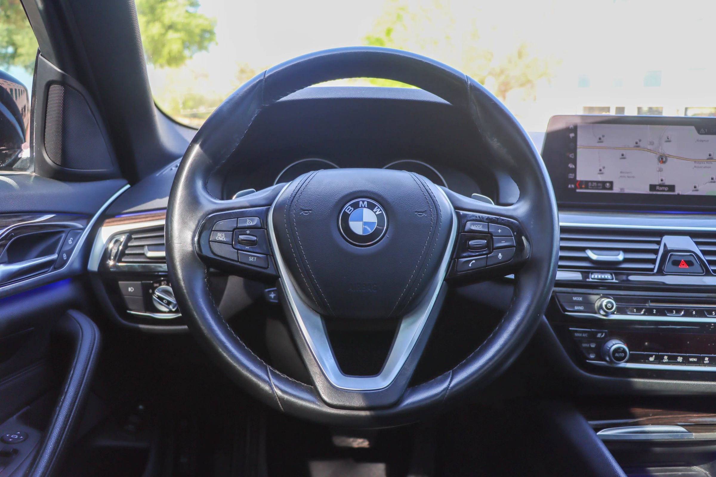 Used 2018 BMW 530e image 28