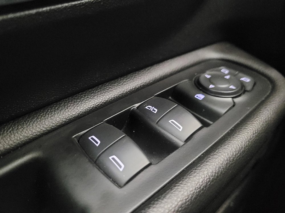 Used 2023 GMC Terrain SLE w/ Driver Convenience Package image 27