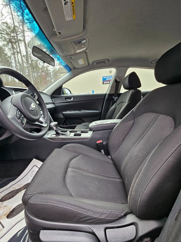 Used 2016 Kia Optima LX FWD image 18