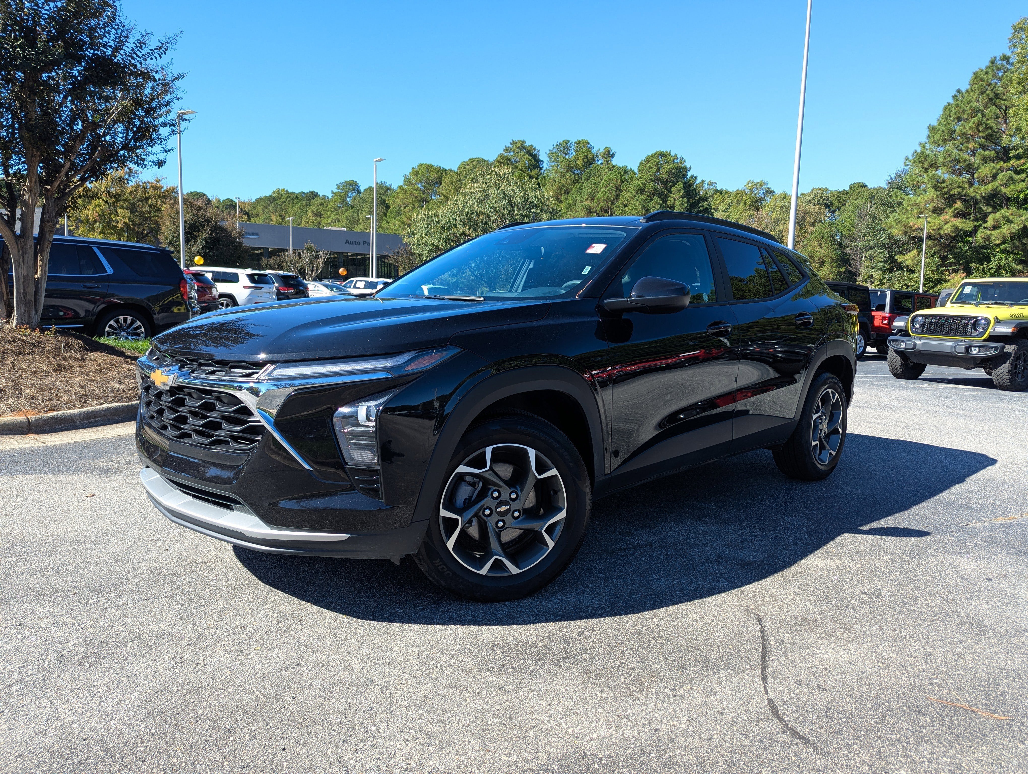 Used 2024 Chevrolet Trax LT