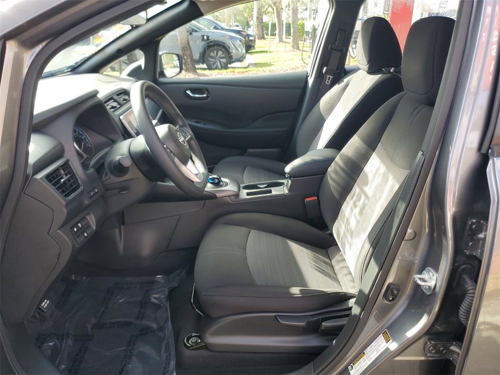 Certified 2024 Nissan Leaf S image 15