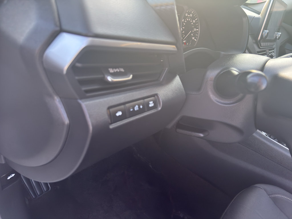 Used 2022 Nissan Altima 2.5 SV AWD/4WD image 12