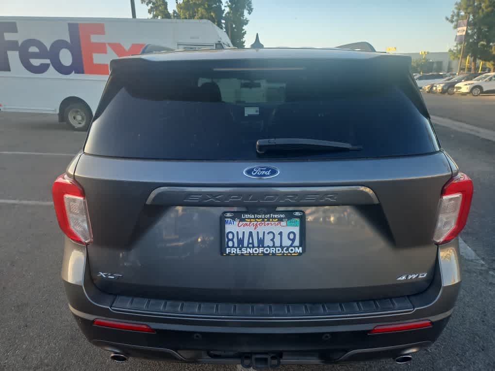 Certified 2021 Ford Explorer XLT w/ Equipment Group 202A AWD/4WD image 7