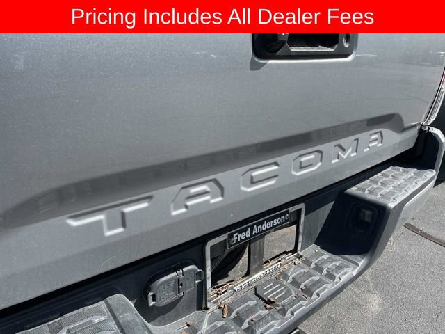 Used 2020 Toyota Tacoma TRD Sport AWD/4WD image 11