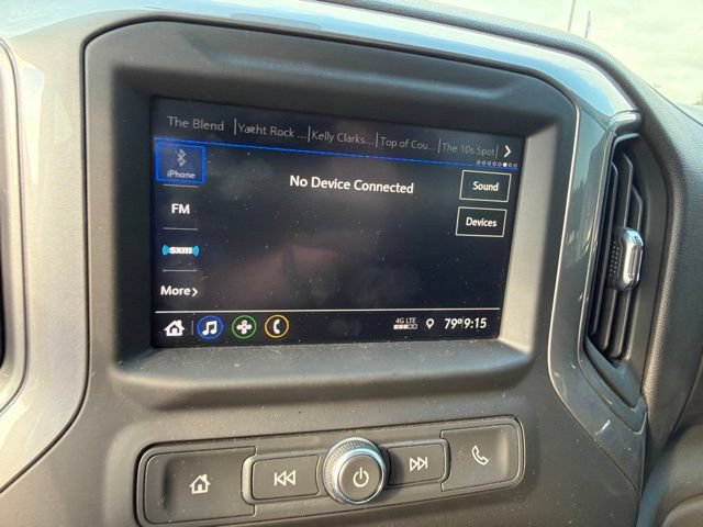 Used 2022 Chevrolet Silverado 2500 Custom w/ Custom Value Package AWD/4WD image 10