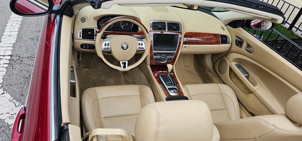 Used 2007 Jaguar XK Convertible RWD image 7