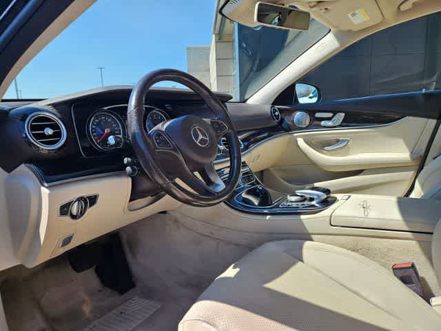 Used 2017 Mercedes-Benz E 400 4MATIC Wagon image 2