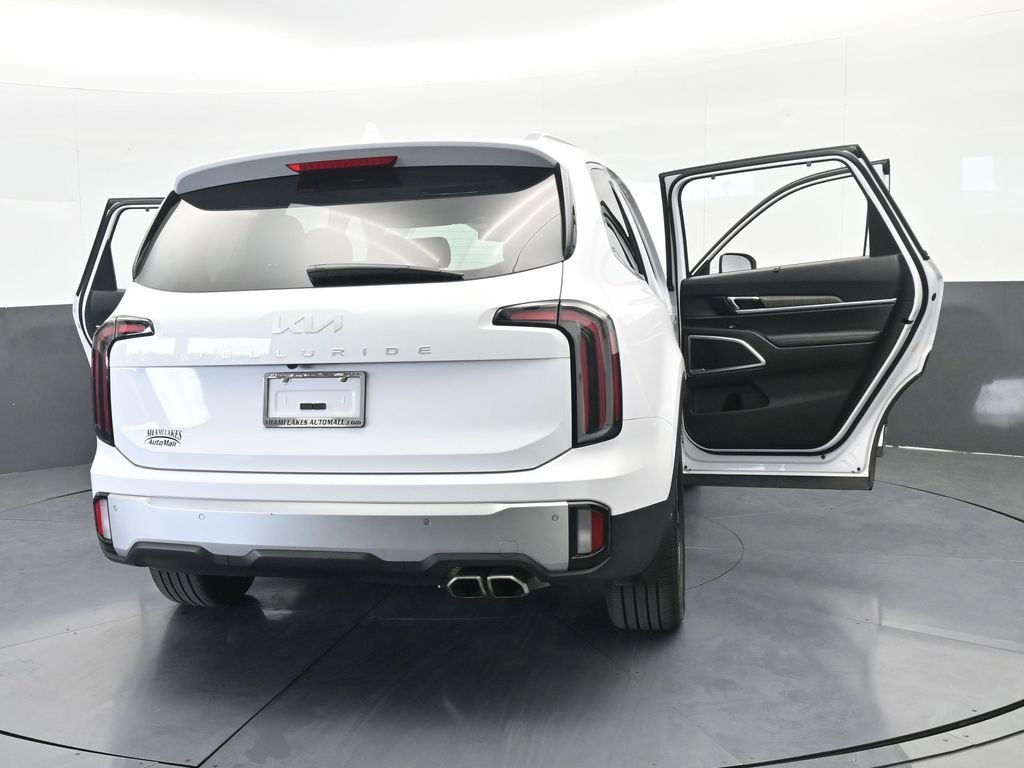 Used 2023 Kia Telluride EX image 79