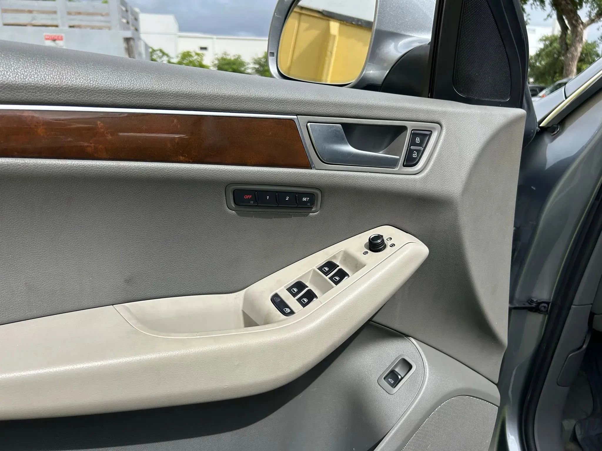 Used 2011 Audi Q5 3.2 Premium Plus image 36