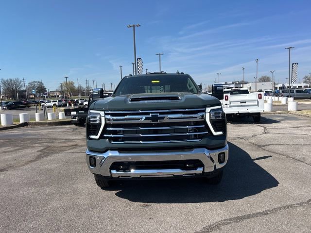 New 2026 Chevrolet Silverado 3500 LTZ w/ LTZ Plus Package AWD/4WD image 8