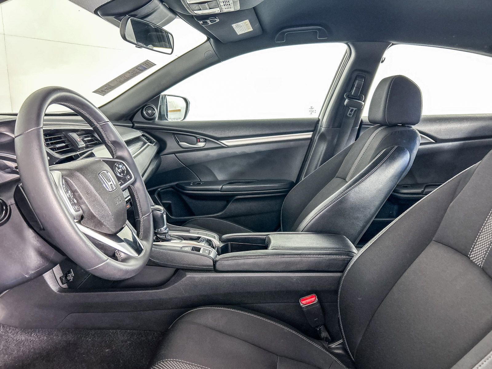 Used 2019 Honda Civic Sport image 17