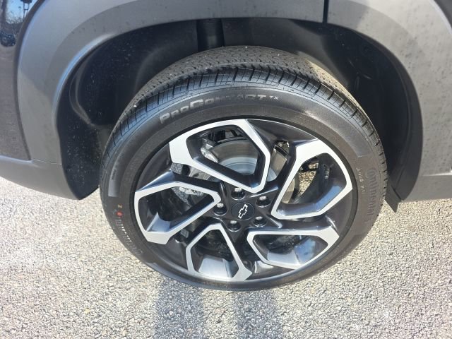 New 2026 Chevrolet Trax RS w/ Sunroof Package image 9