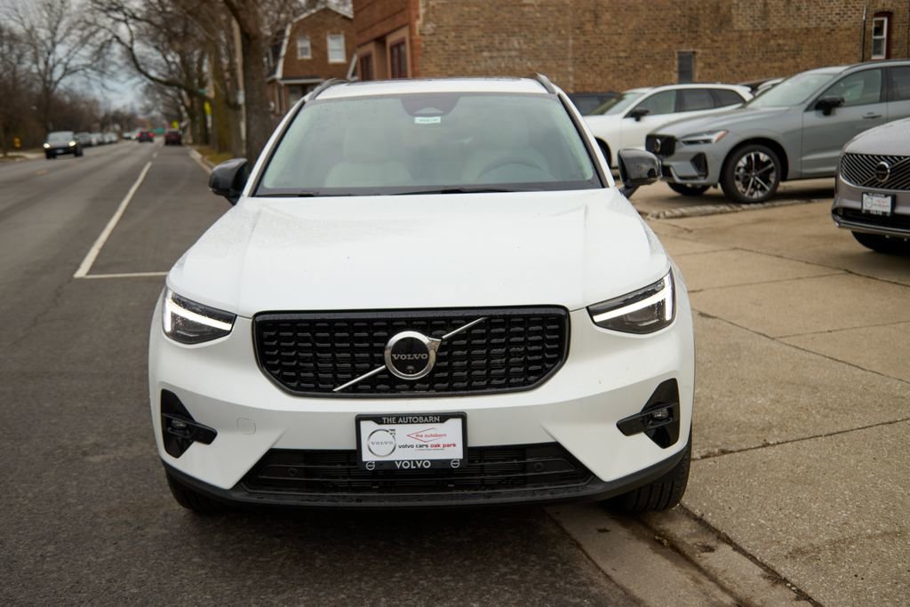 New 2026 Volvo XC40 B5 Plus w/ Protection Package Premier image 5