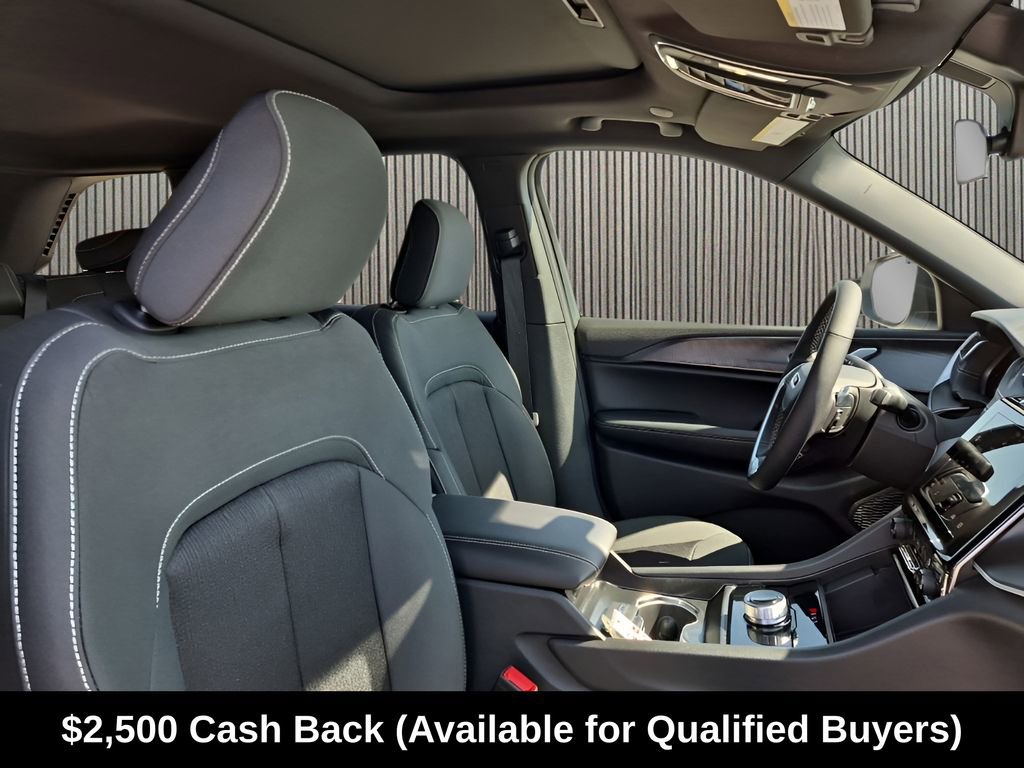 New 2026 Jeep Grand Cherokee Laredo X RWD image 17