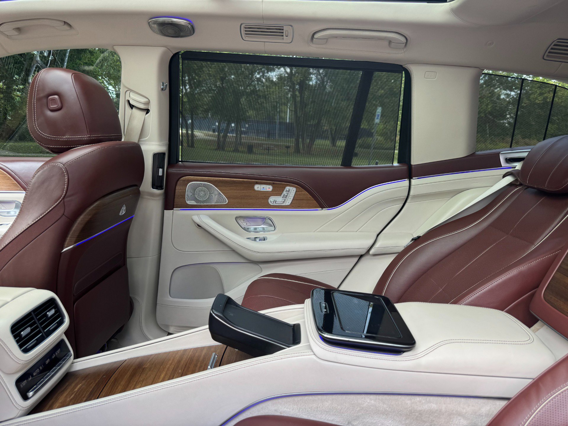 Used 2023 Mercedes-Benz Maybach GLS 600 4MATIC image 67