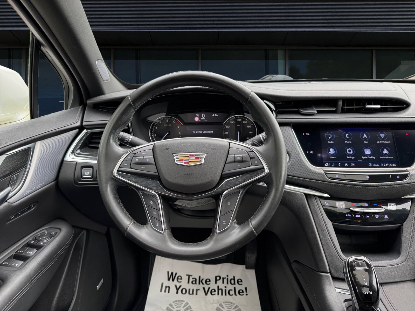 Used 2020 Cadillac XT5 Premium Luxury AWD/4WD image 4