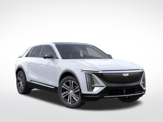 New 2026 Cadillac Lyriq Premium Luxury w/ LPO, Floor Liner Package AWD/4WD image 8