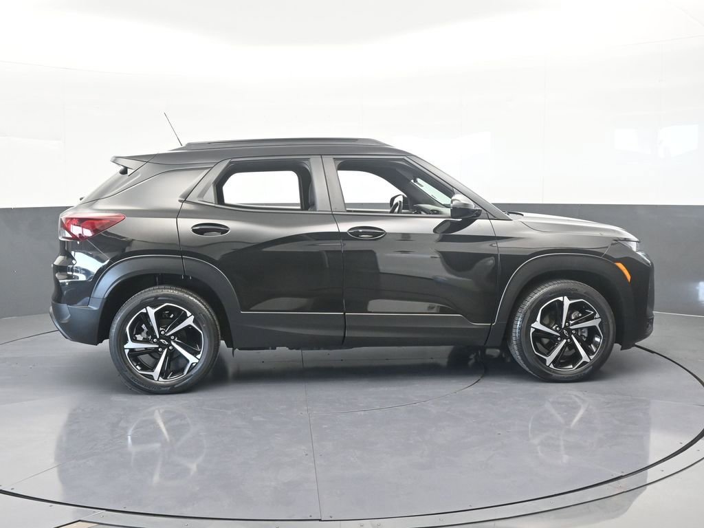 Used 2023 Chevrolet TrailBlazer RS w/ Convenience Package image 7