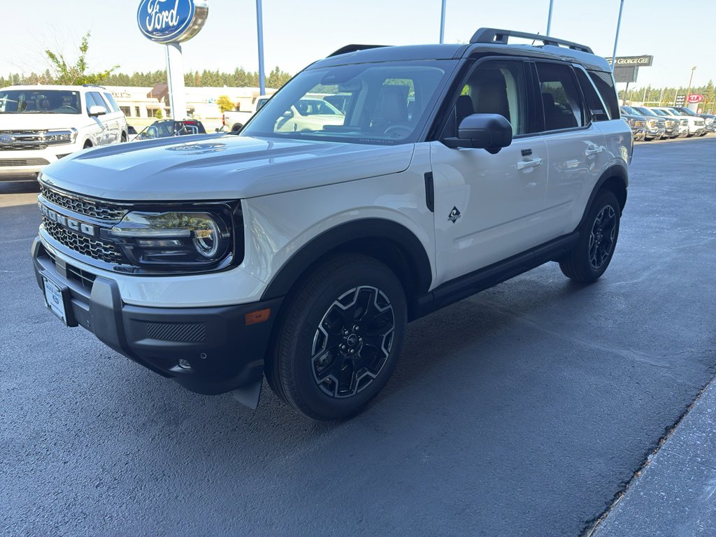 New 2025 Ford Bronco Sport Outer Banks w/ Outer Banks Tech Package+ AWD/4WD image 10