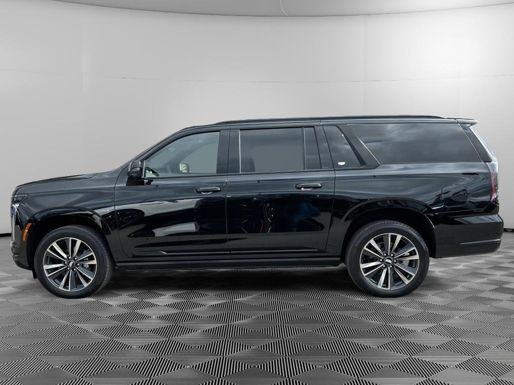 Used 2026 Cadillac Escalade ESV Sport w/ LPO, Floor Liner Package AWD/4WD image 7