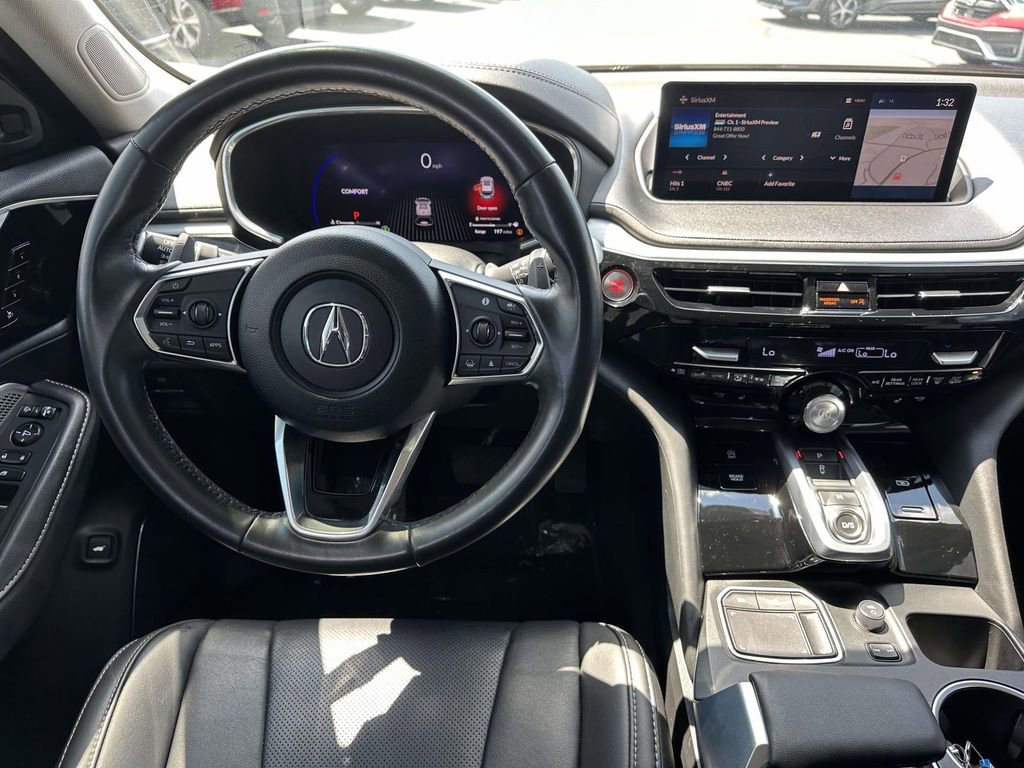 Used 2024 Acura MDX FWD w/ Technology Package image 11