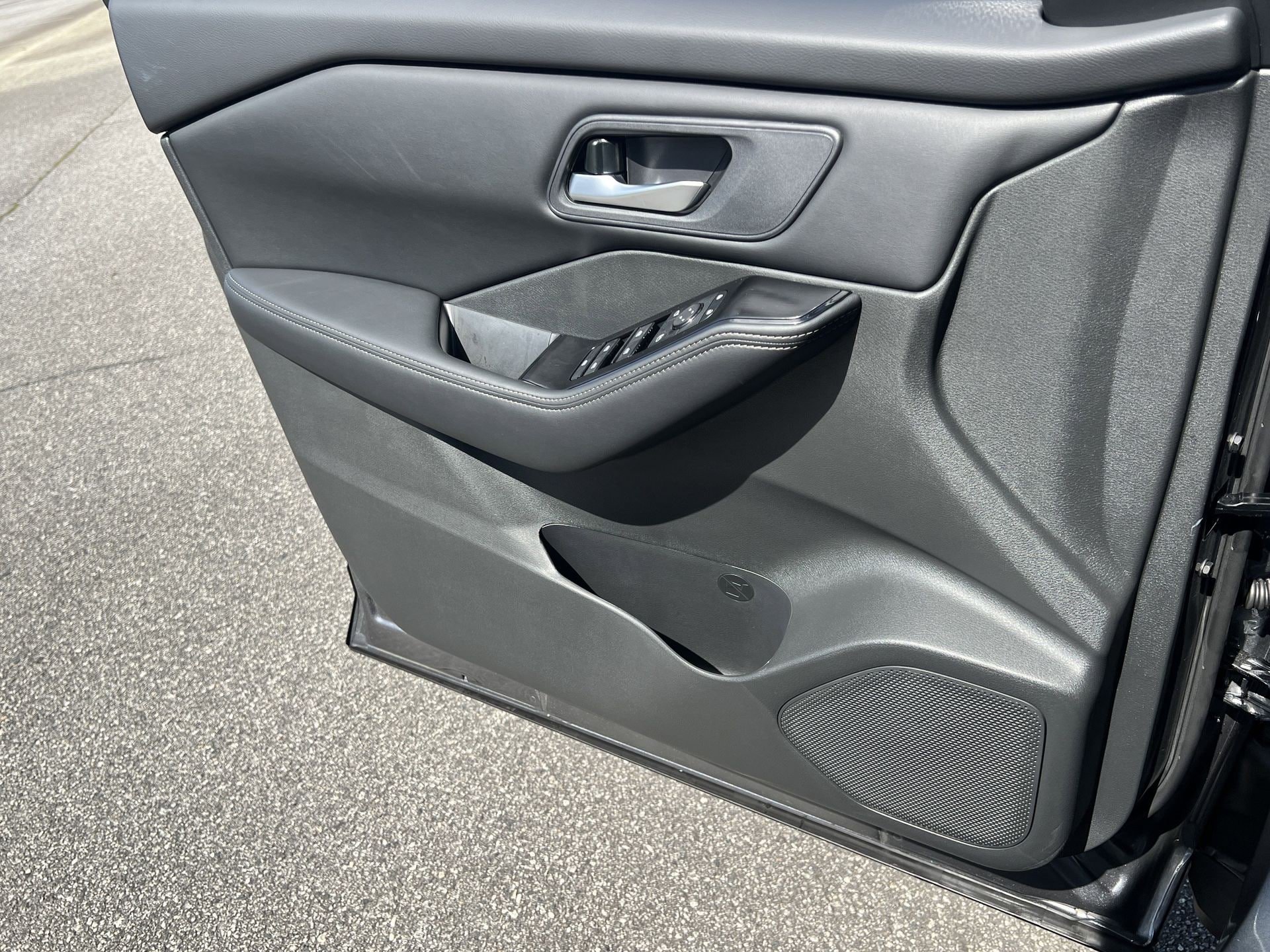 New 2026 Nissan Sentra SV w/ SV Convenience Package FWD image 12