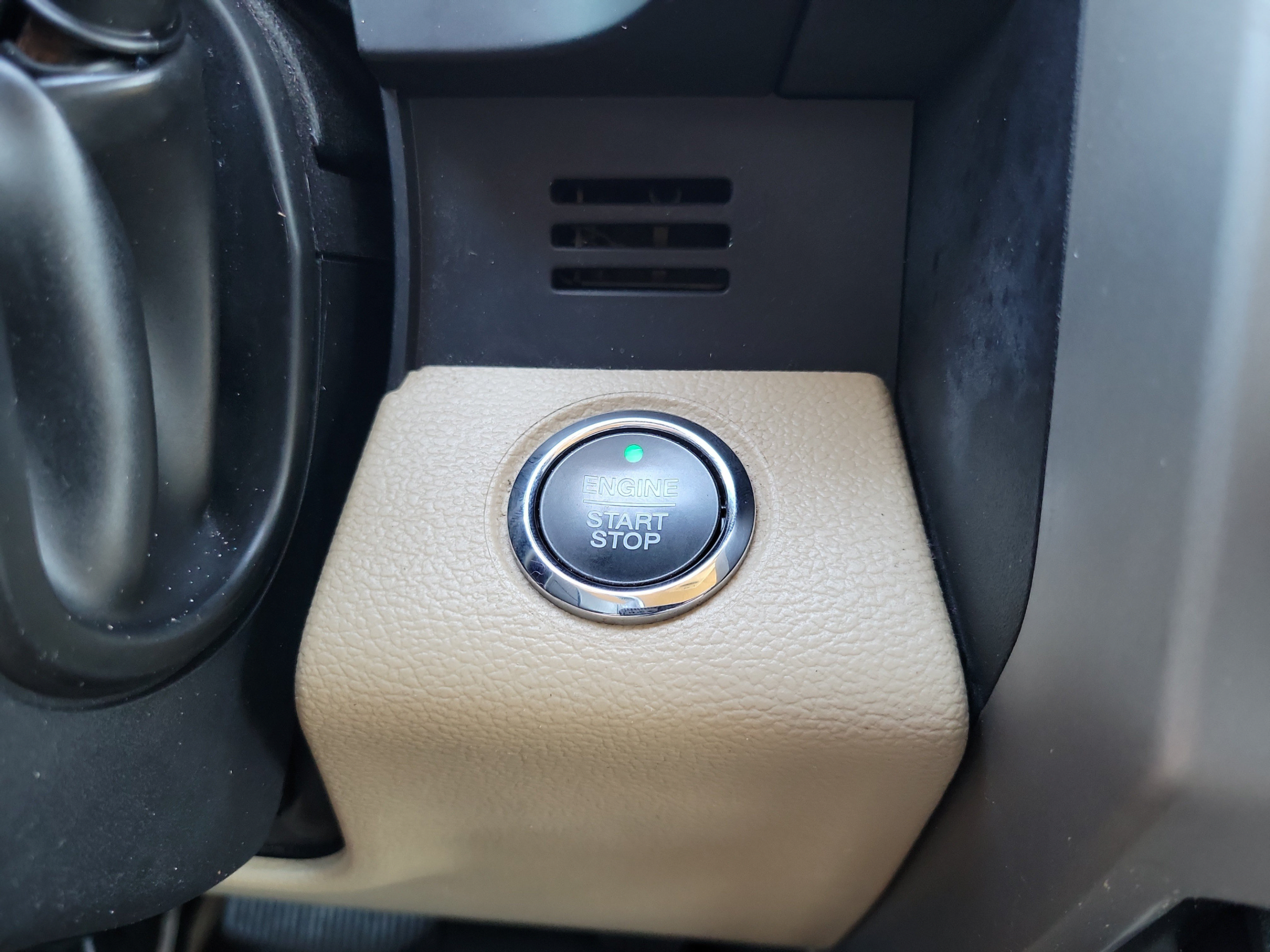 Used 2019 Ford F350 Lariat w/ Lariat Ultimate Package AWD/4WD image 27