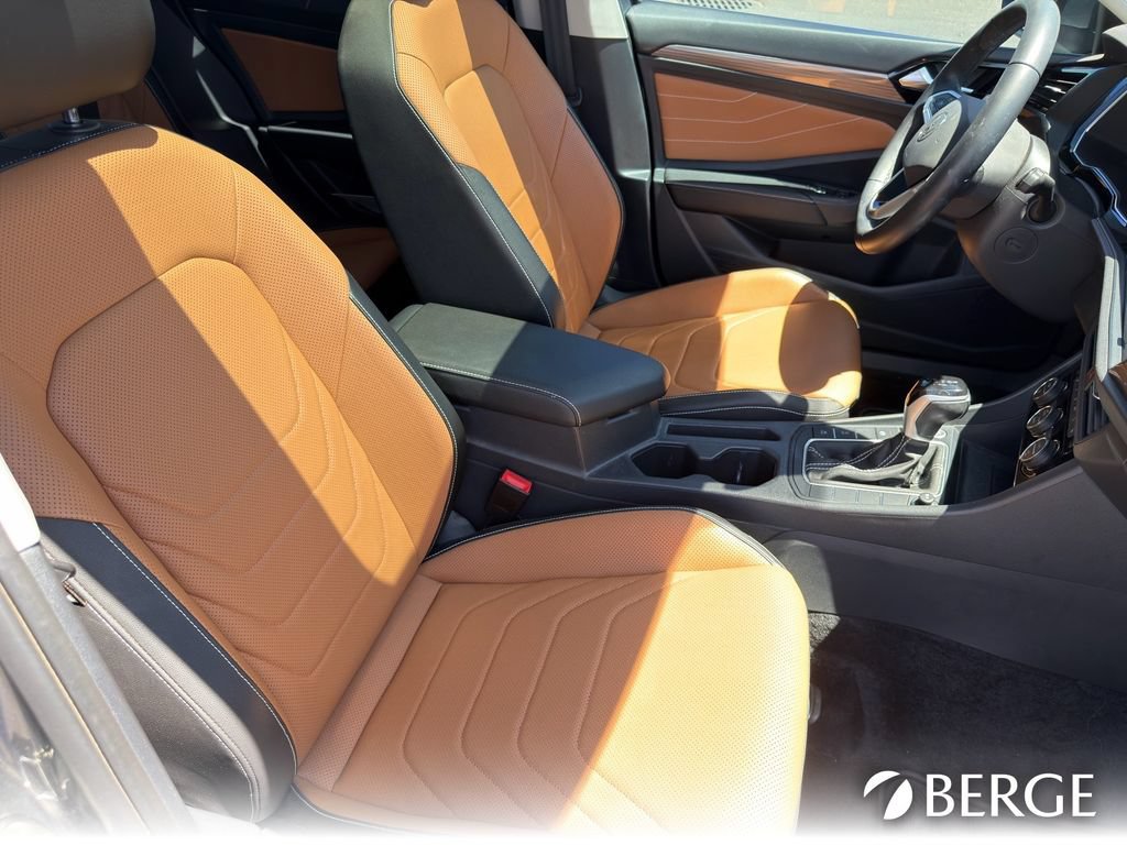 Used 2023 Volkswagen Jetta SEL FWD image 31