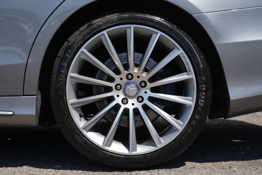 Used 2015 Mercedes-Benz S 550 Sedan image 15