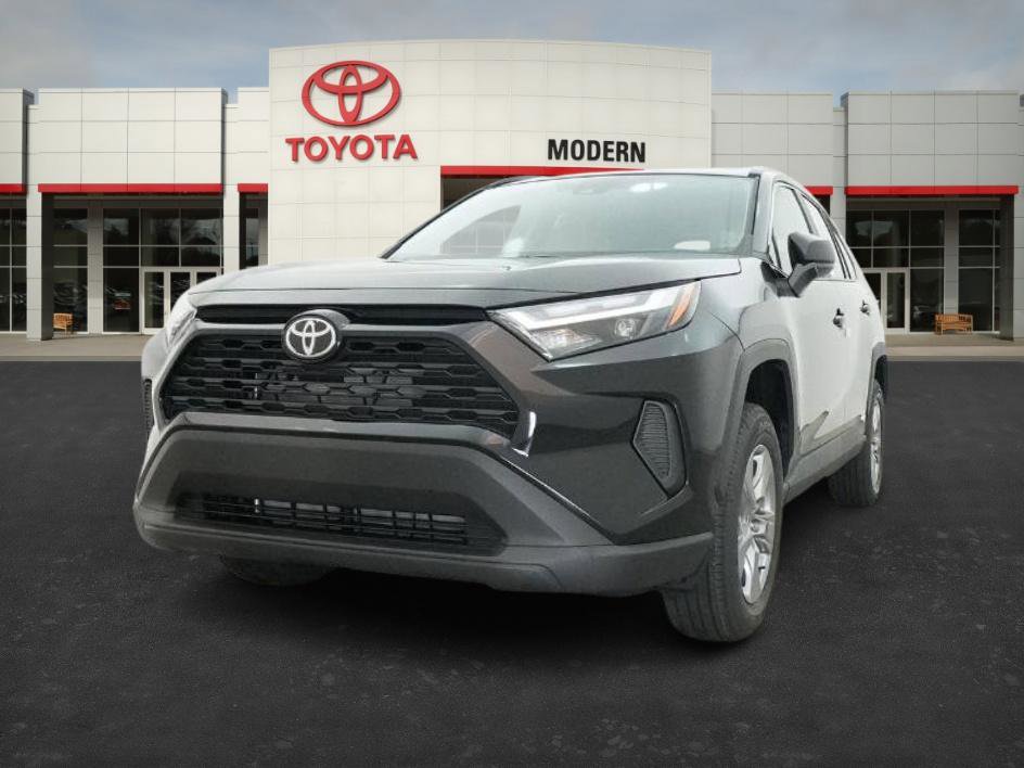 New 2025 Toyota RAV4 LE image 4
