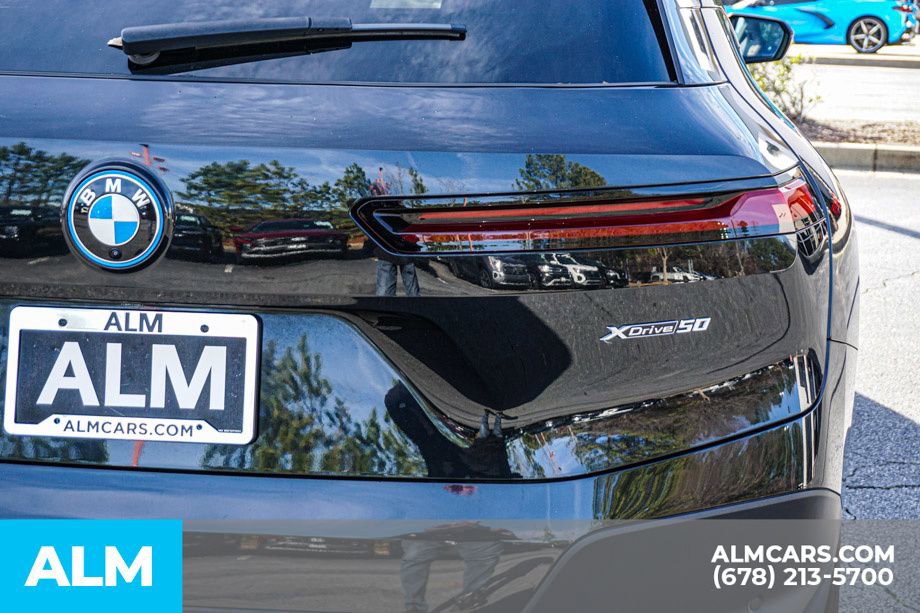 Used 2022 BMW iX xDrive50 w/ Convenience Package image 12