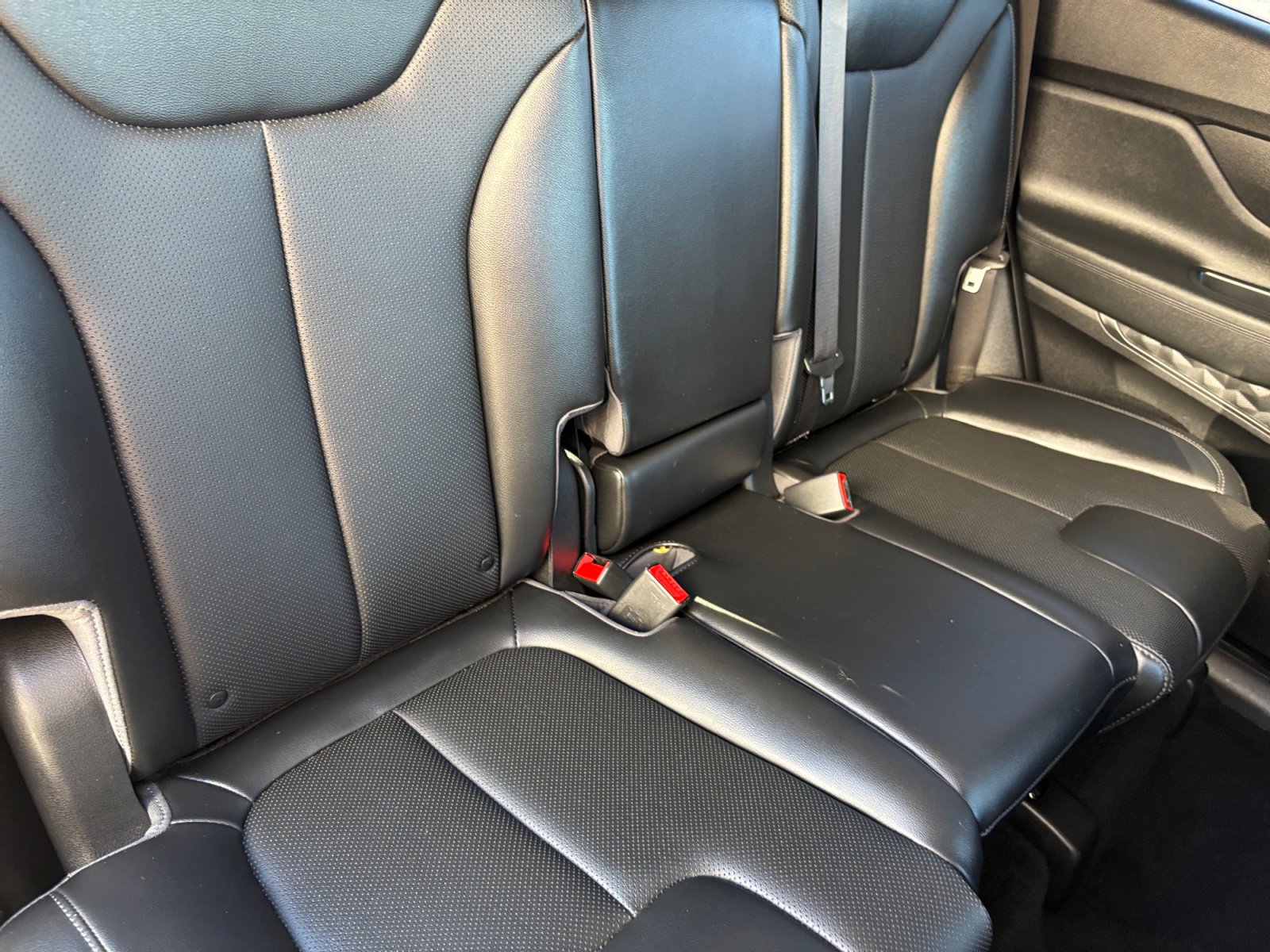 Used 2023 Hyundai Santa Fe XRT w/ Cargo Package image 18