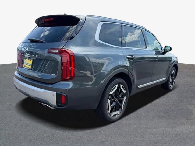 Used 2024 Kia Telluride S AWD/4WD image 4