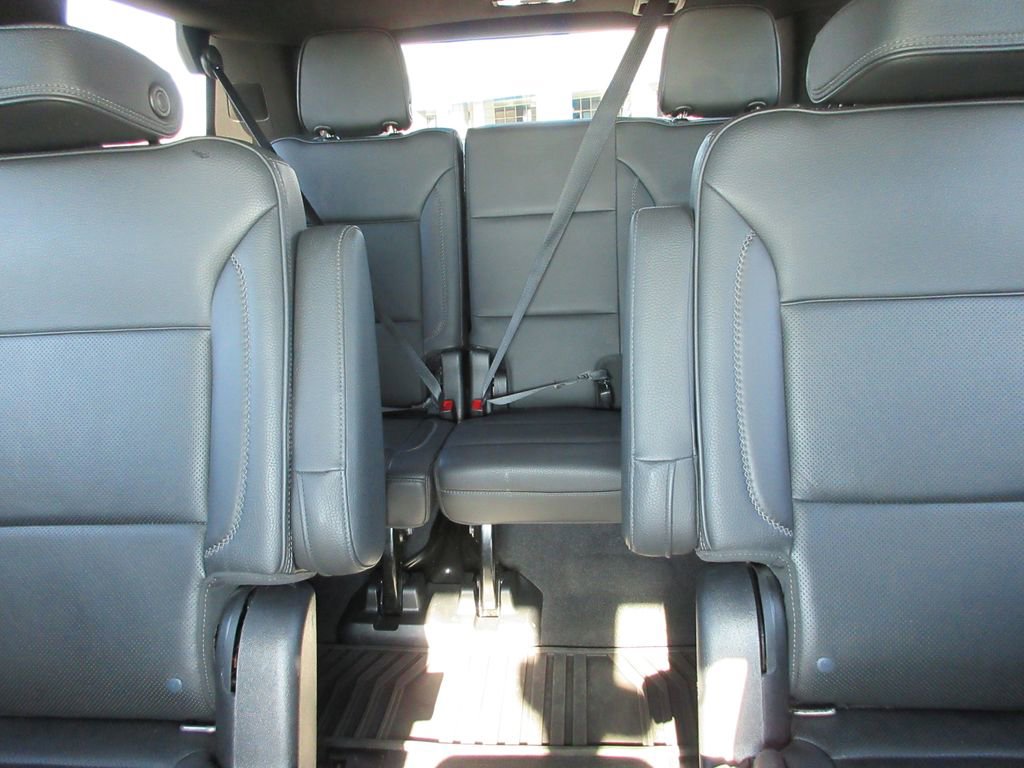 Certified 2021 GMC Yukon Denali w/ Denali Premium Package image 24