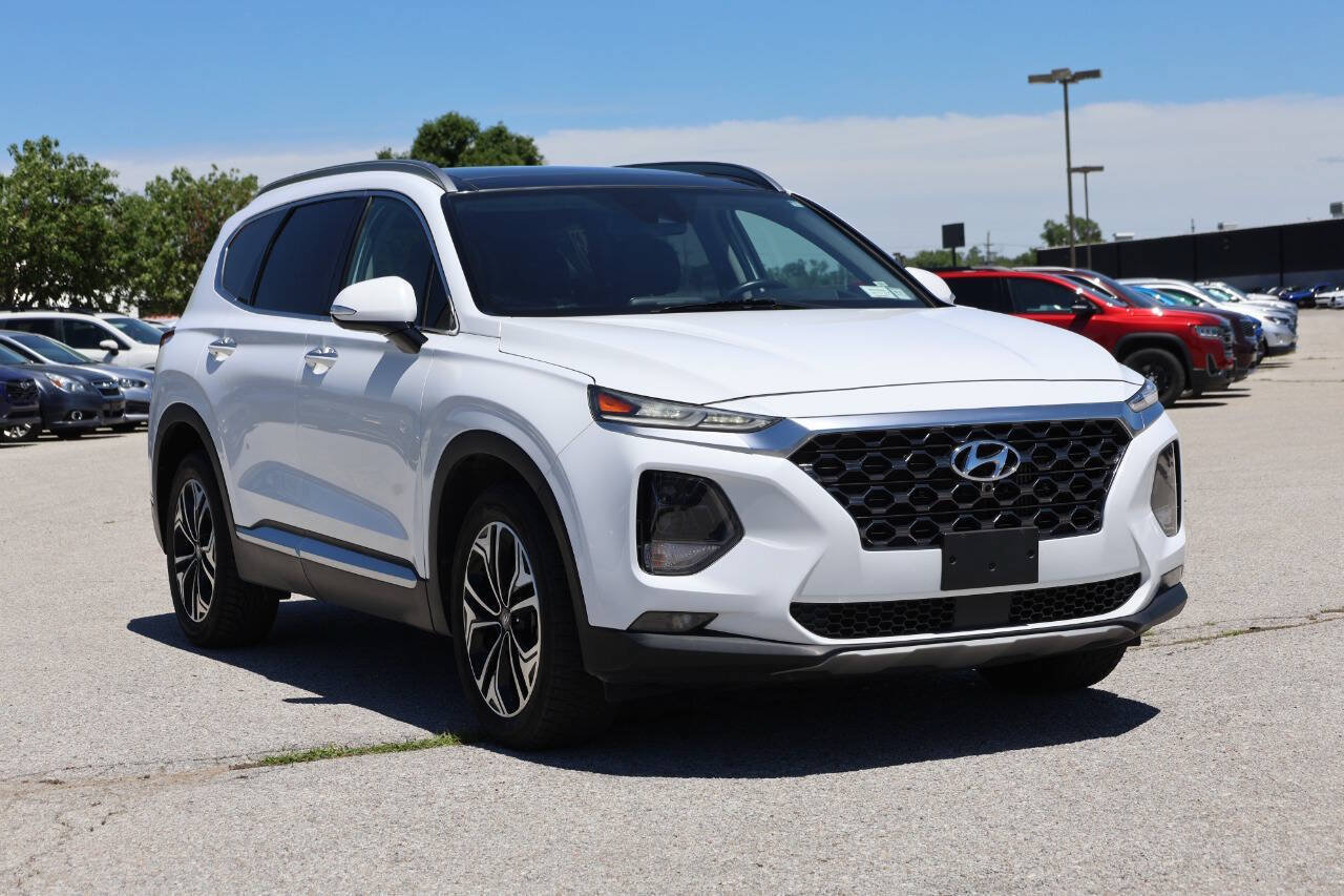 Used 2019 Hyundai Santa Fe FWD image 4