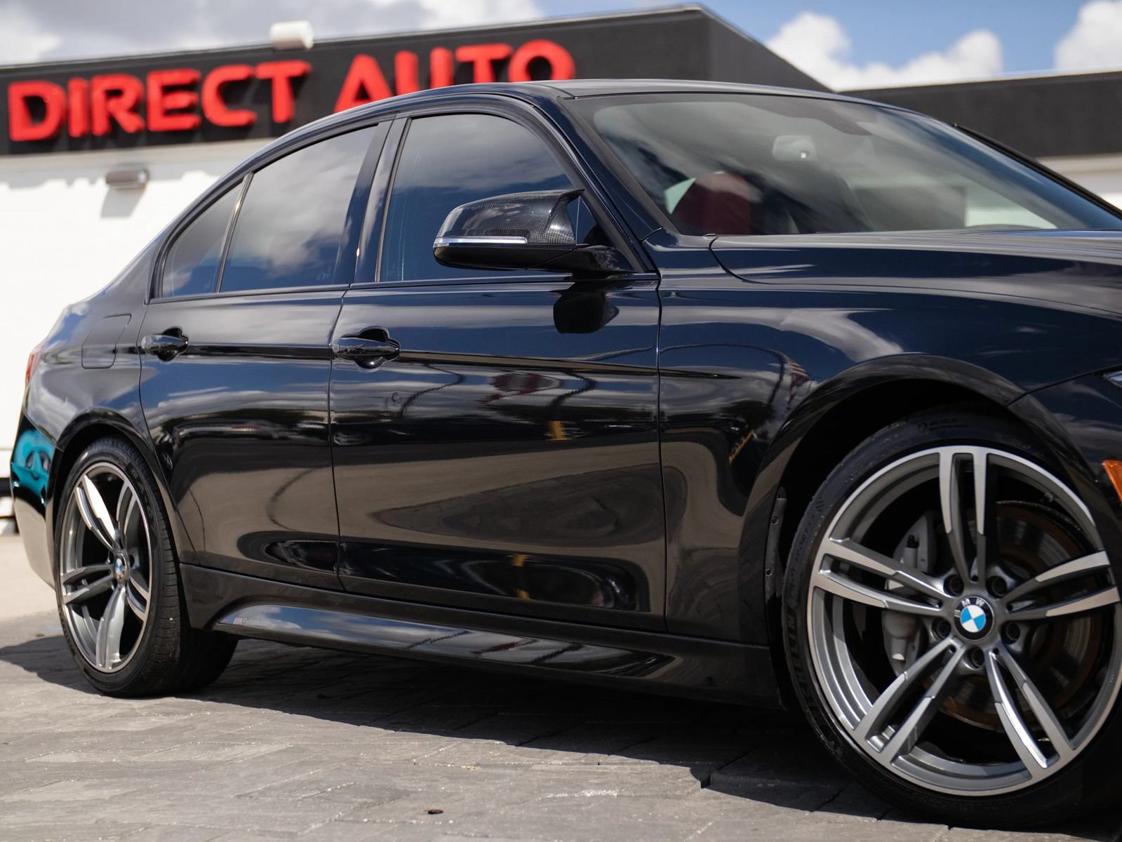 Used 2018 BMW 340i Sedan w/ Premium Package RWD image 3