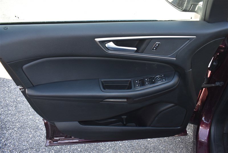 Used 2022 Ford Edge SEL w/ Convenience Package AWD/4WD image 9