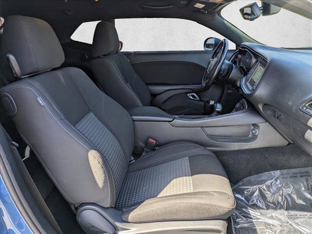 Used 2022 Dodge Challenger SXT image 20