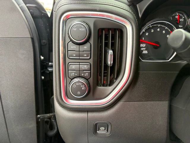 Used 2020 Chevrolet Silverado 1500 RST image 22