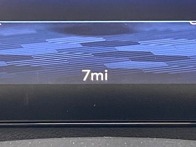 New 2026 Chevrolet Traverse LT w/ Driver Confidence Package AWD/4WD image 2