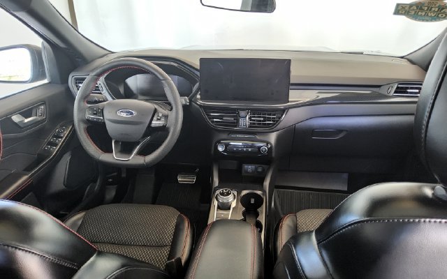 Used 2024 Ford Escape ST-Line w/ Tech Pack #1 AWD/4WD image 14