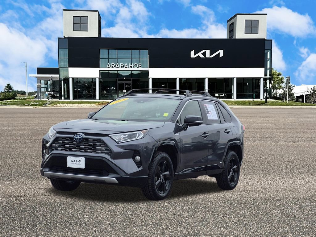 Used 2019 Toyota RAV4 XSE image 4