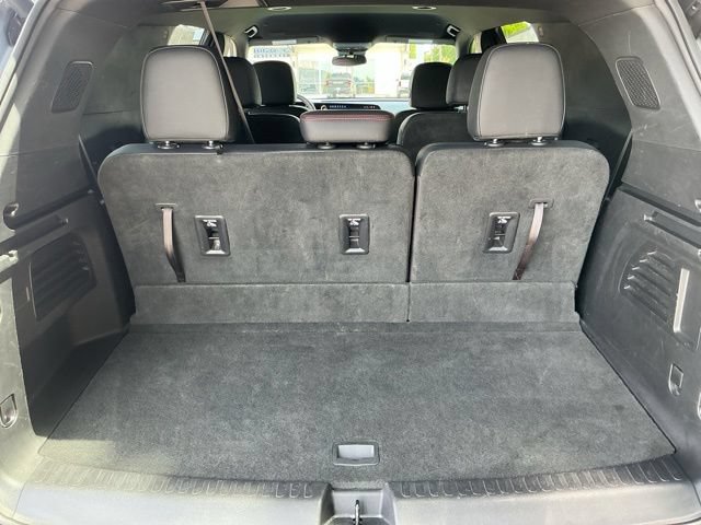 Used 2025 Chevrolet Traverse Z71 AWD/4WD image 21